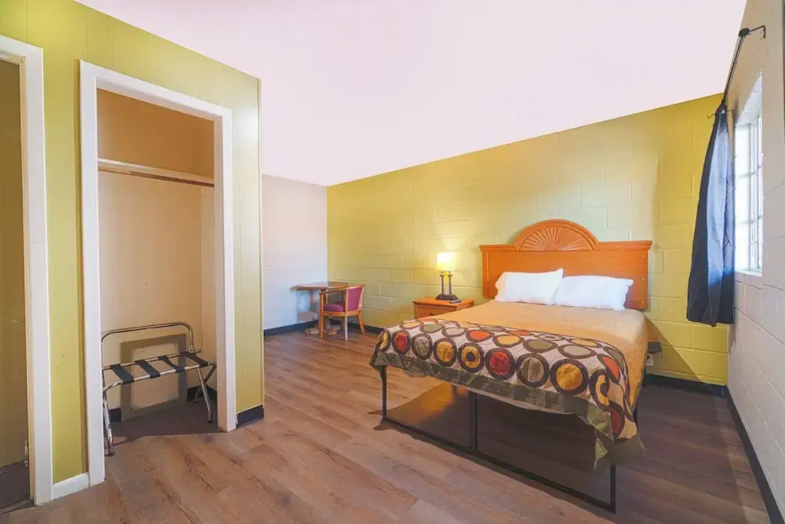 The Inn by El Dorado Lake