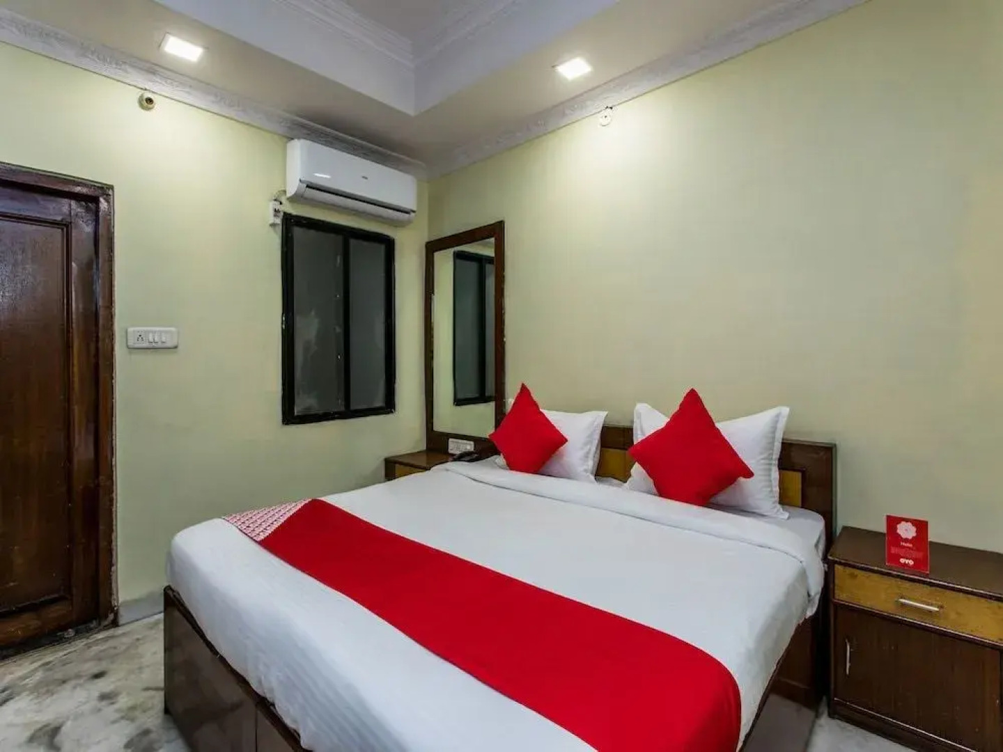 OYO 14522 Ganga Residency