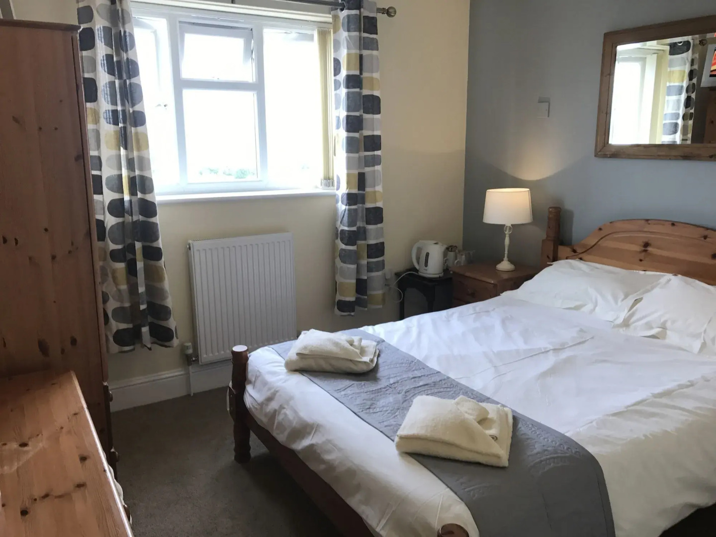 Halfway House Inn Country Lodge