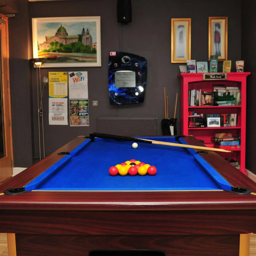 Snoozles Tourist Hostel