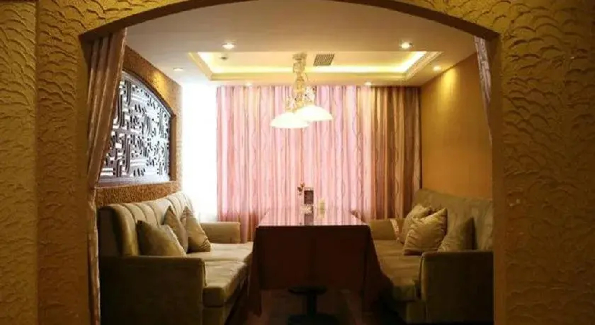 Jin Dun Celebrity International Hotel