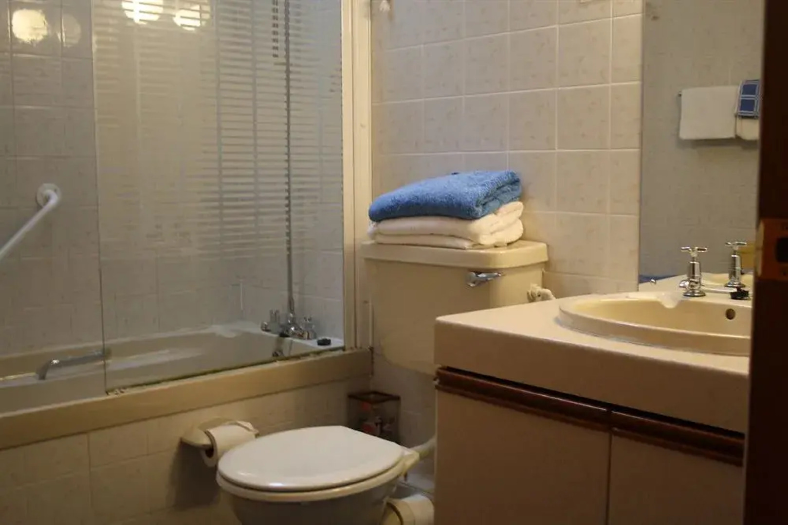 Corrib Wave Guesthouse