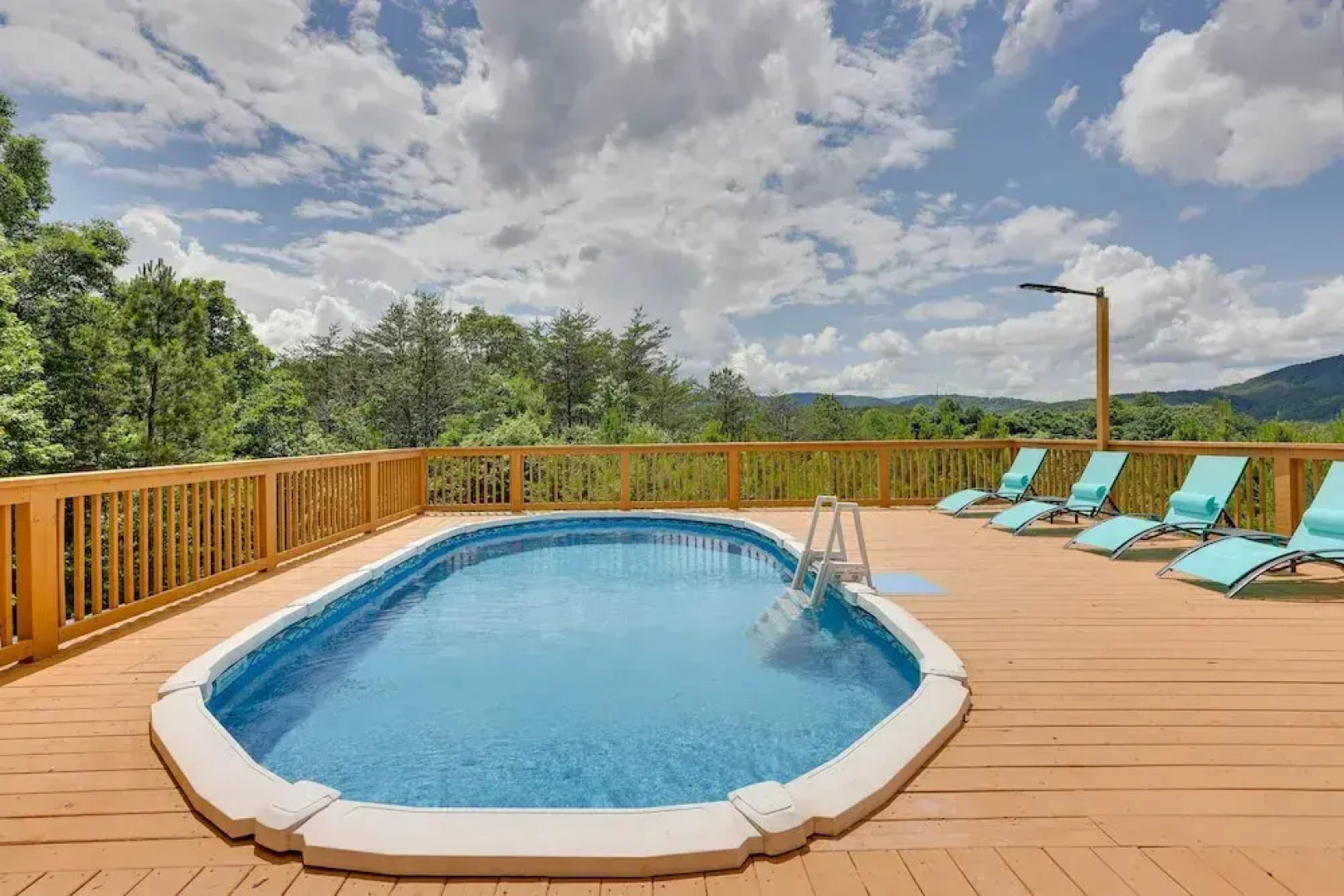 Private Saltwater Pool: Mtn-view Copperhill Home
