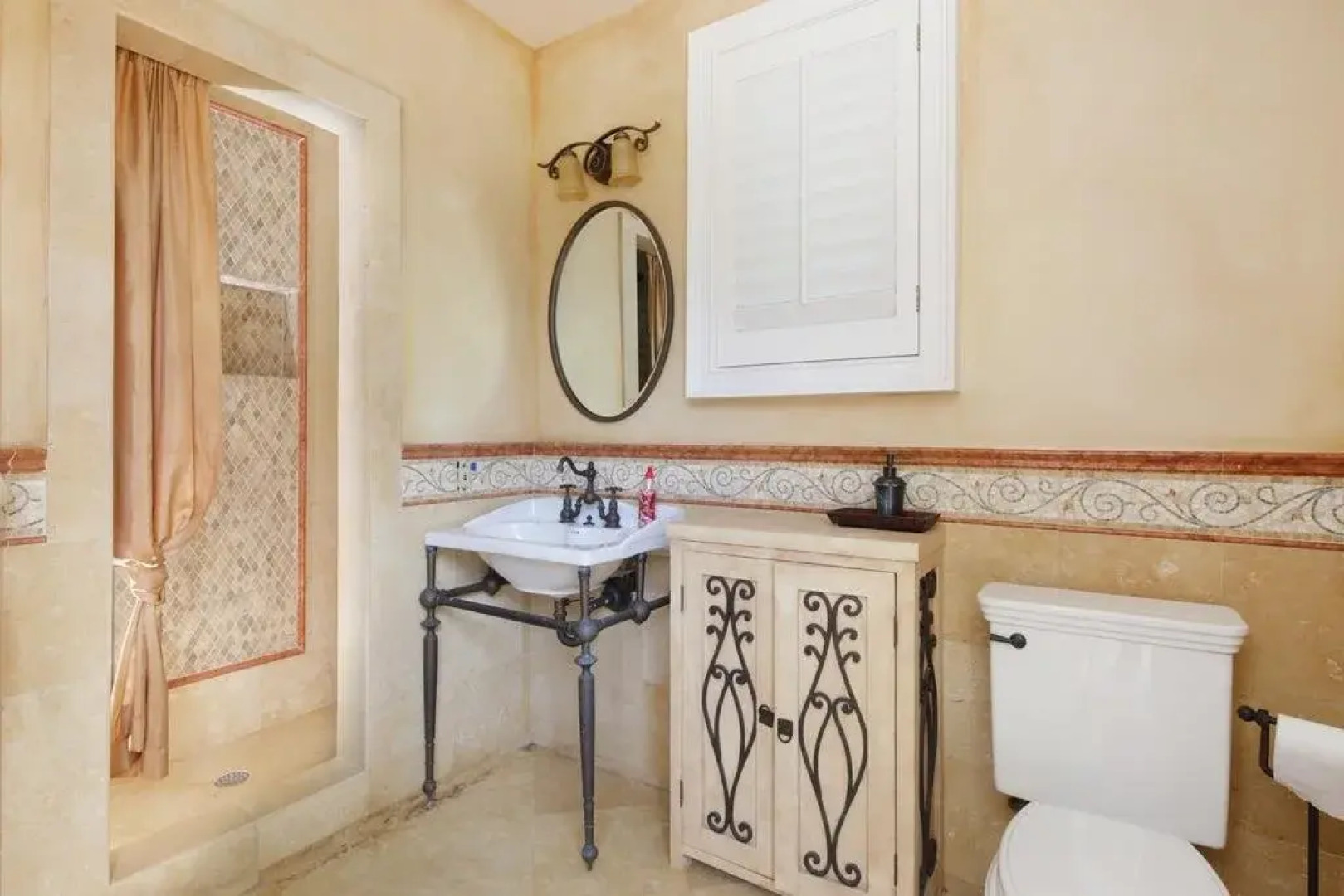 Casa Grande on the Bay