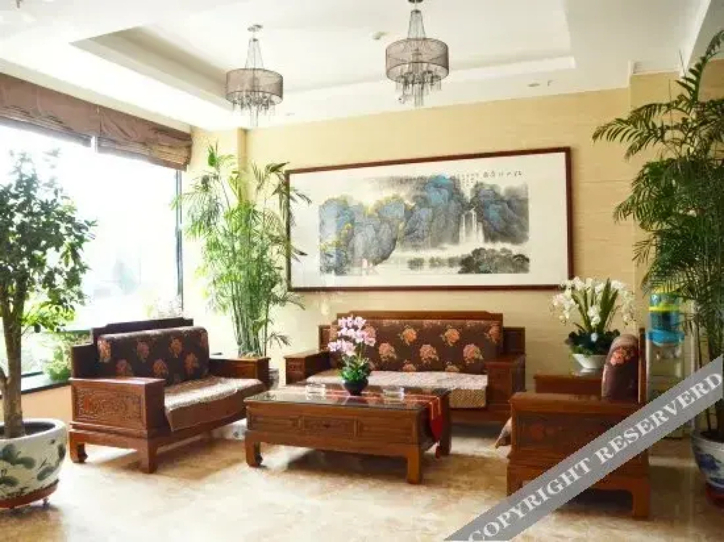 Taiji Business Hotel