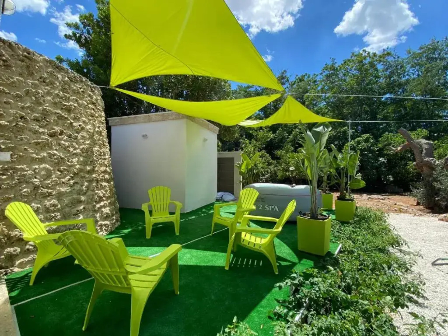 Antichi trulli dell'800 in stile moderno