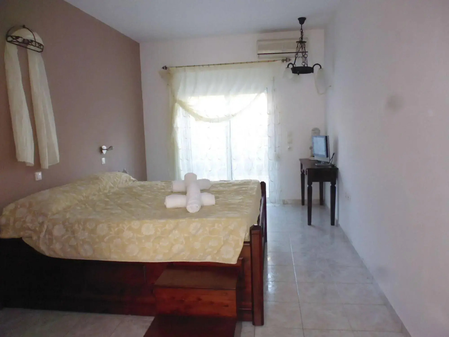 Farkia Exclusive Studios