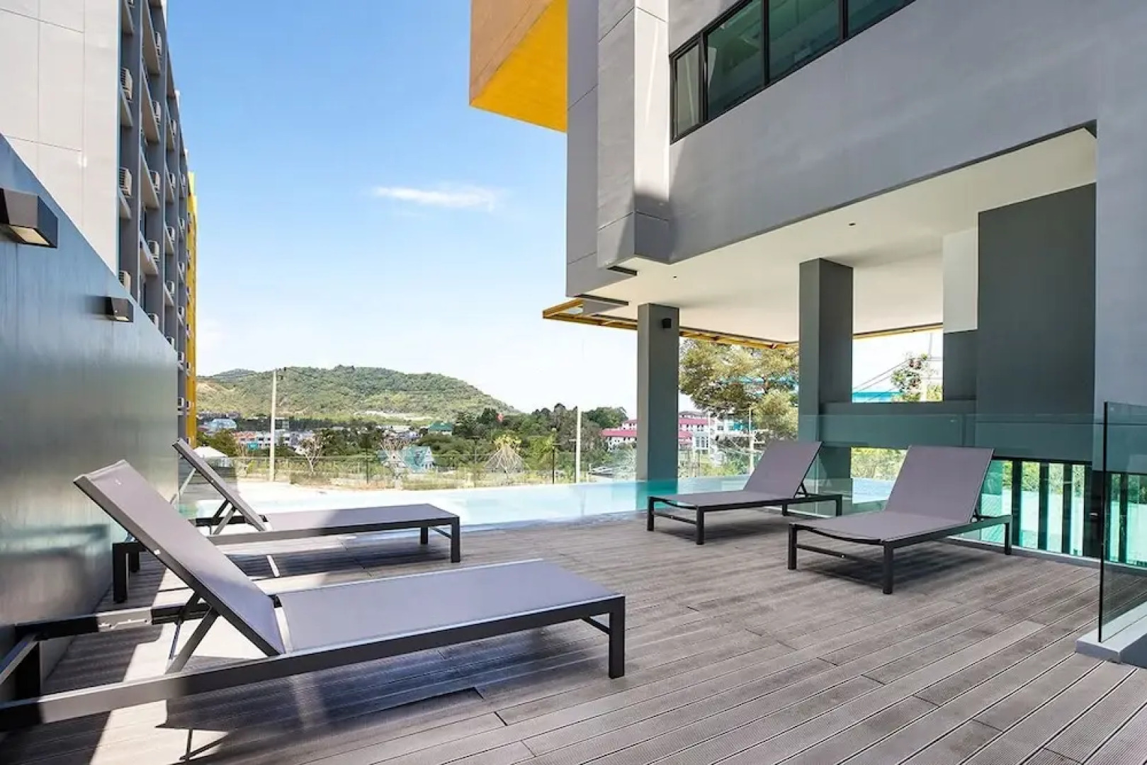 Studio Central Hillview A901