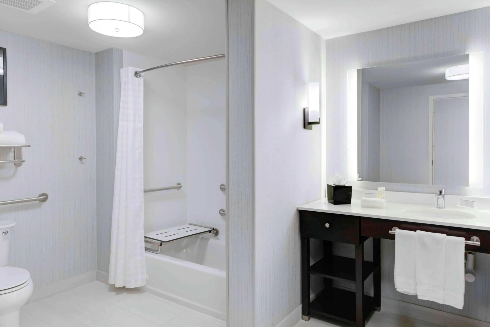 Homewood Suites by Hilton Lansing Eastwood