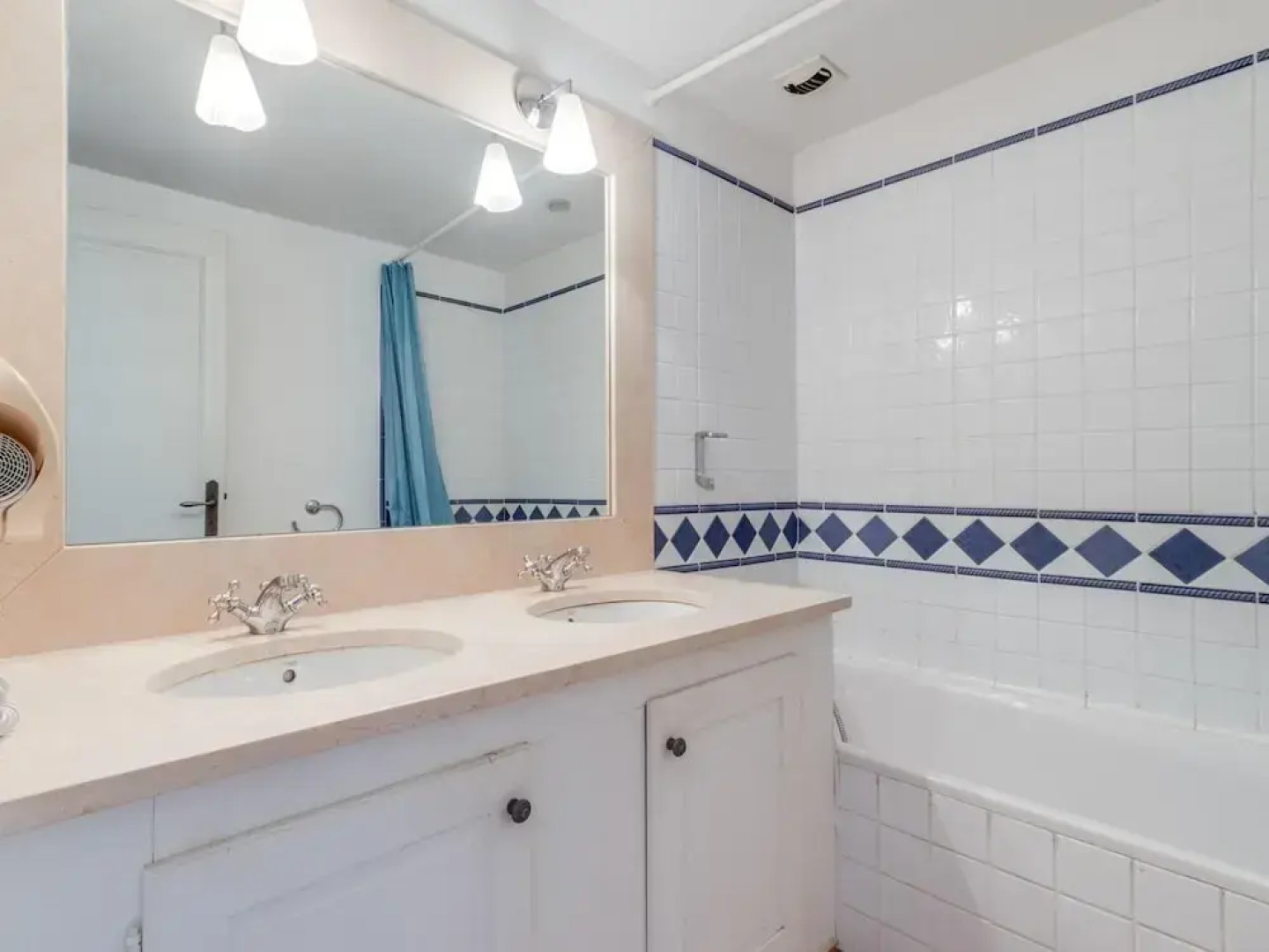 Apartment in La Motte Near Golf Course