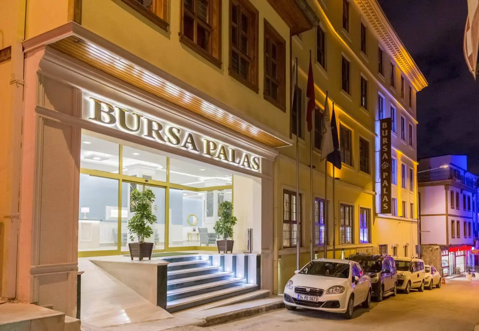 Bursa Palas