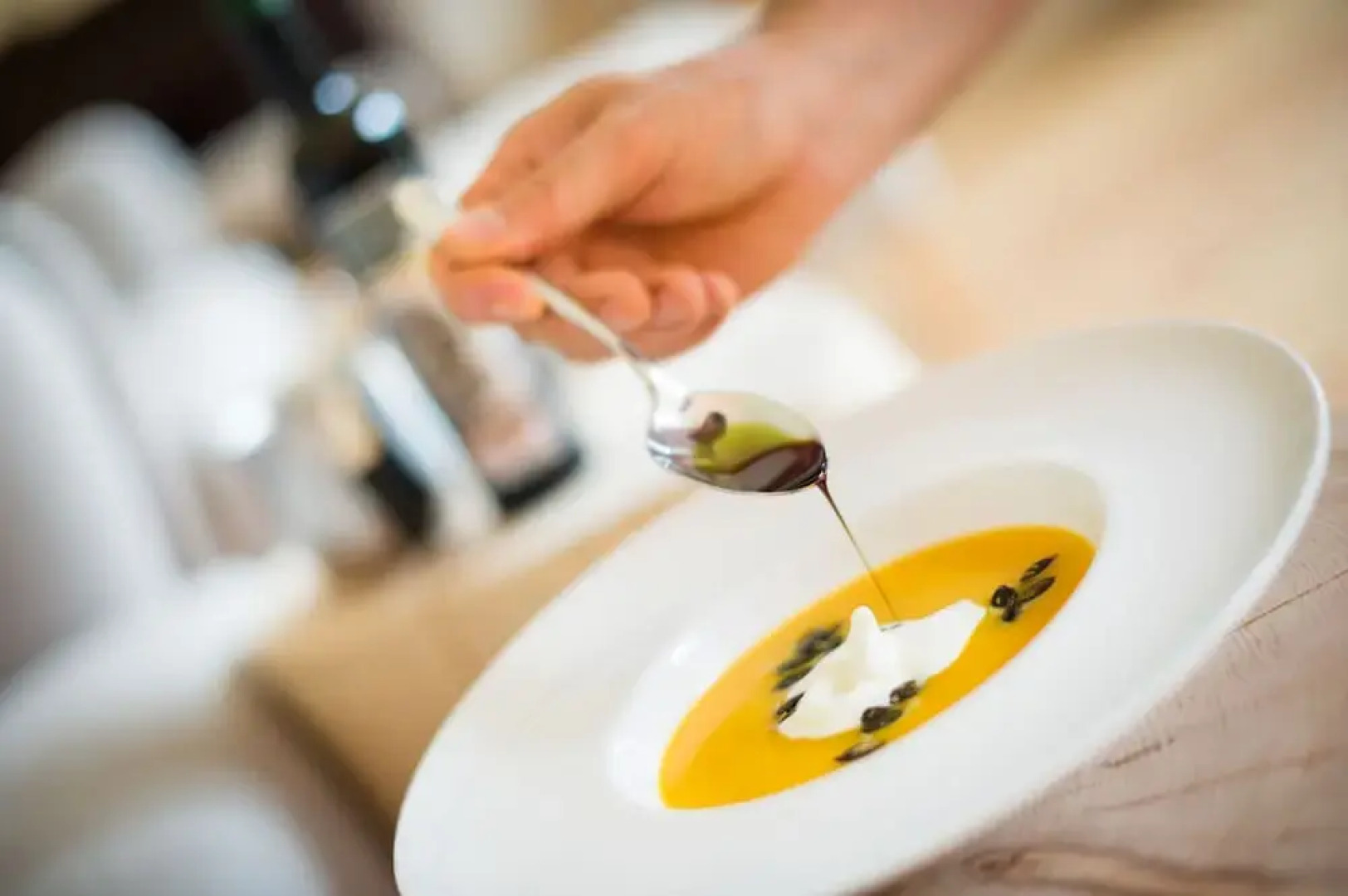 Tonzhaus Hotel & Restaurant