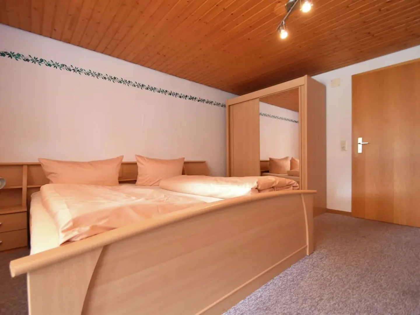 Tranquil Apartment in Geschwend near City Center & River