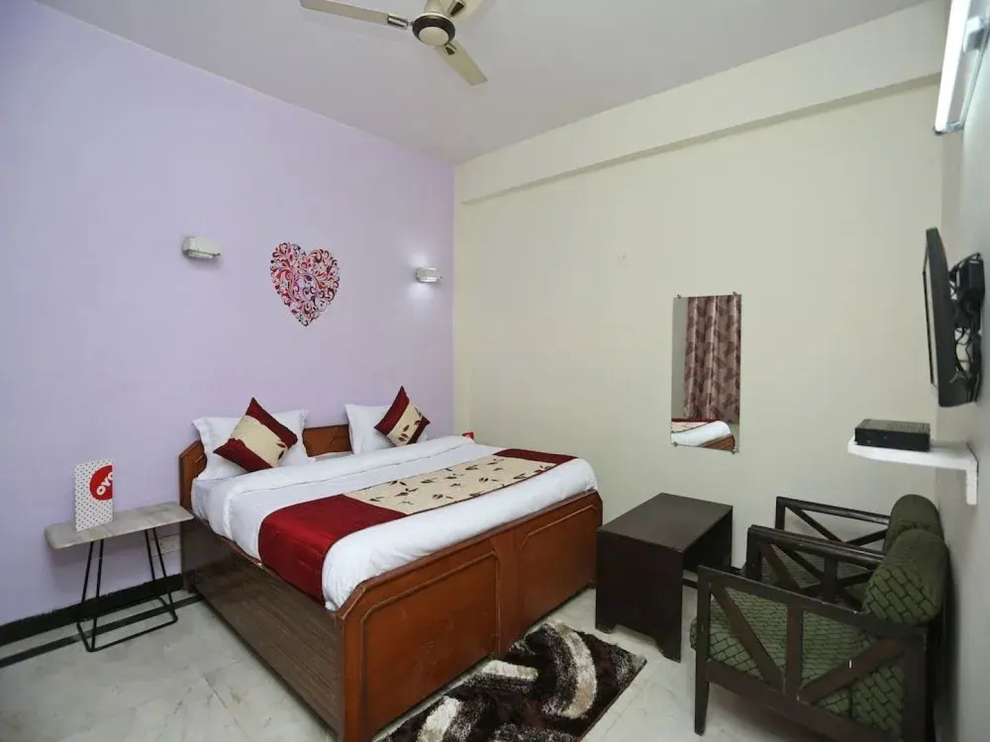 OYO 13592 Royal Stay Inn
