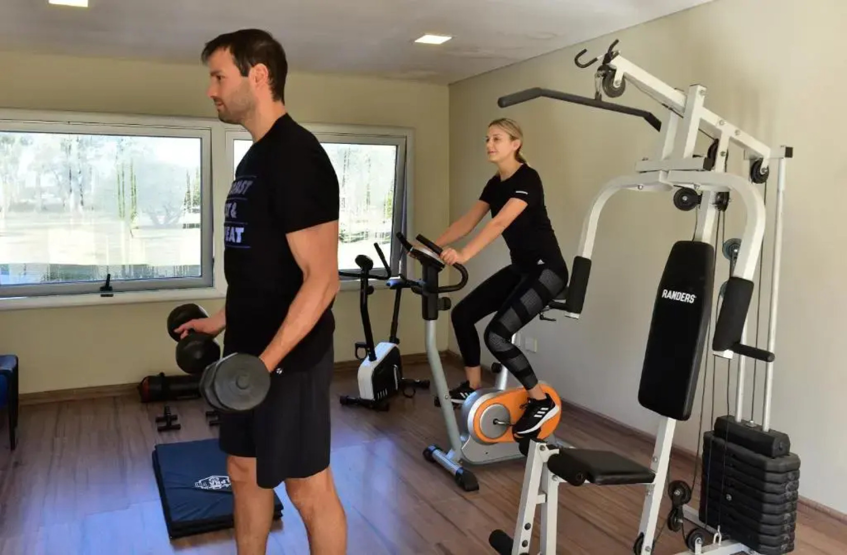 Howard Johnson San Francisco Resort