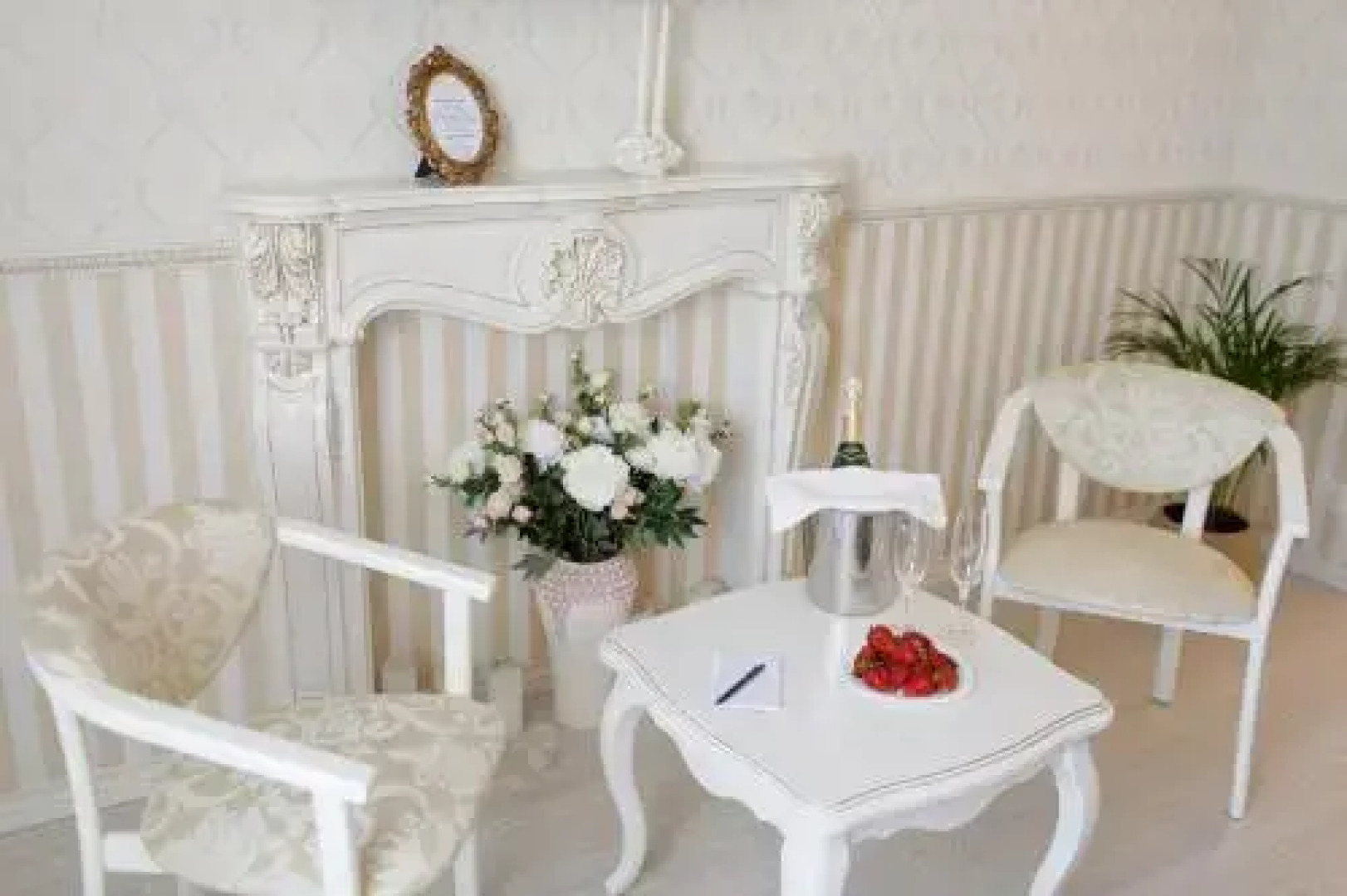 Royal Suite Apartment with Jacuzzi