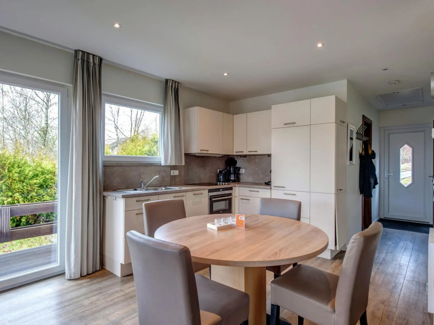 Enticing Holiday Home in Dahlem with Roofed Terrace