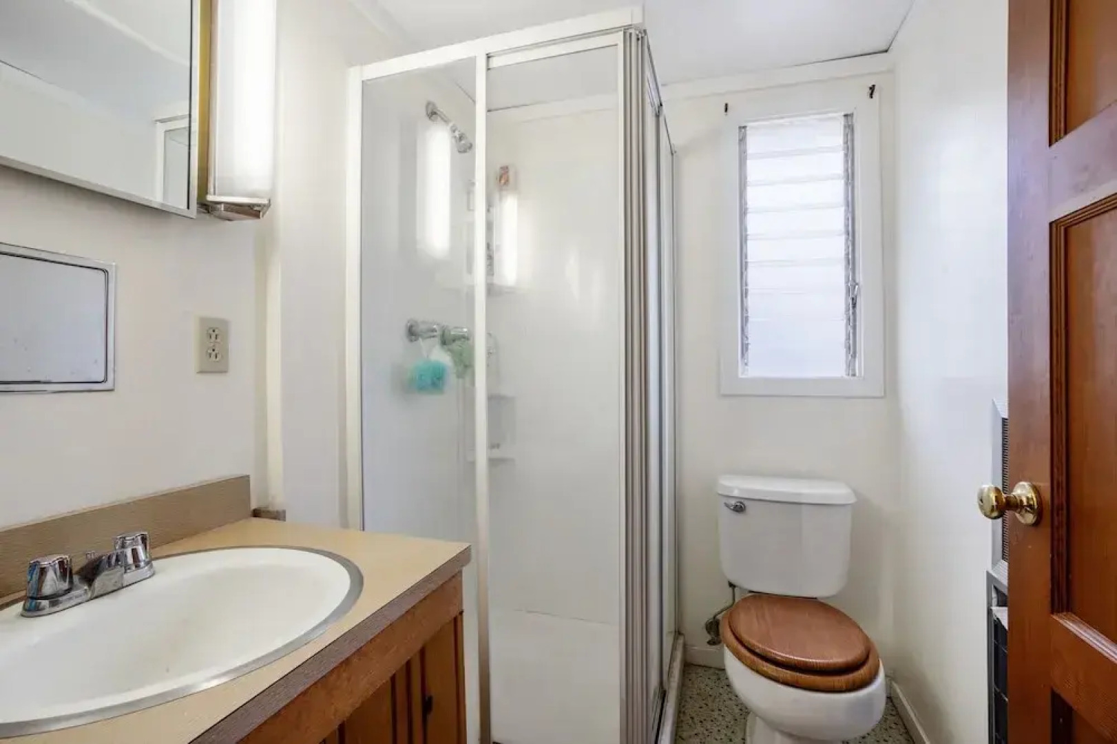 Cozy Mountain Retreat Relax & Explore