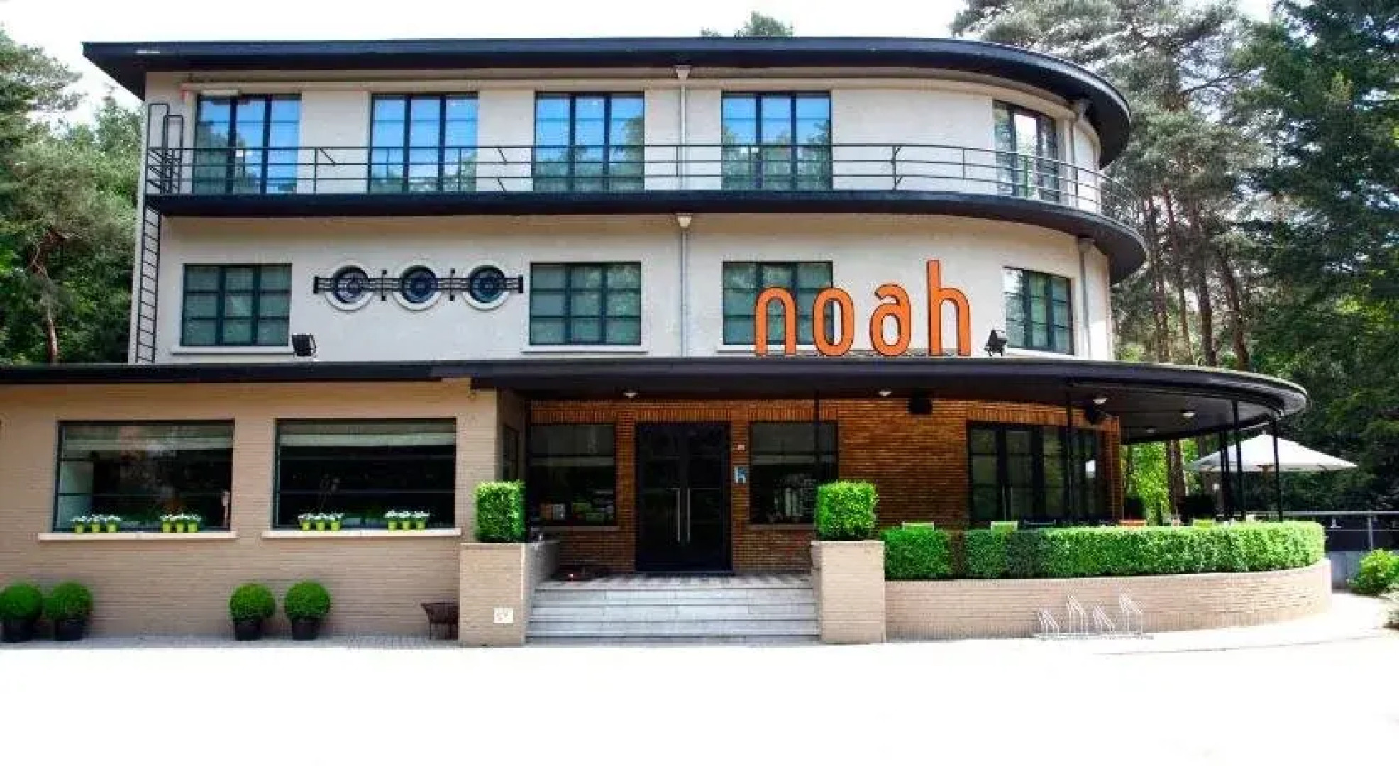 Hotel Noah