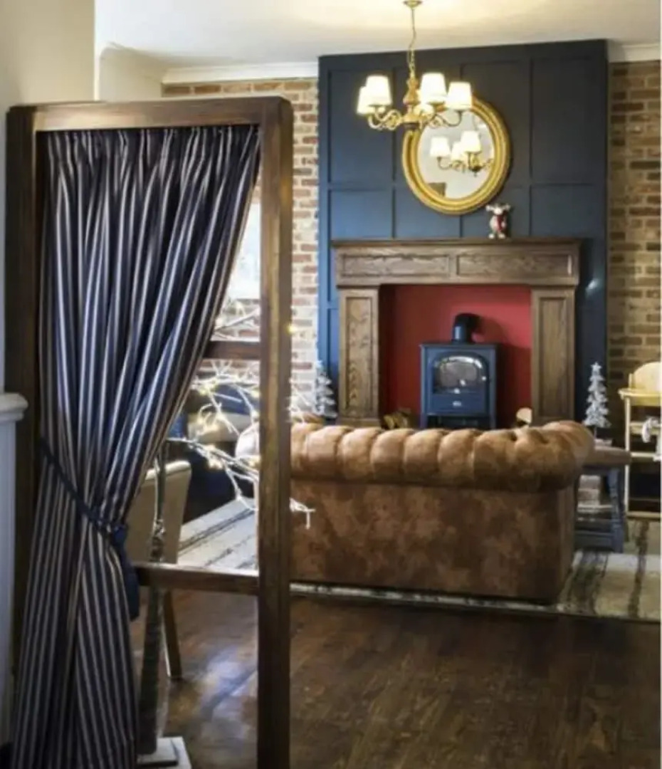 Holystone Bar and Restaurant