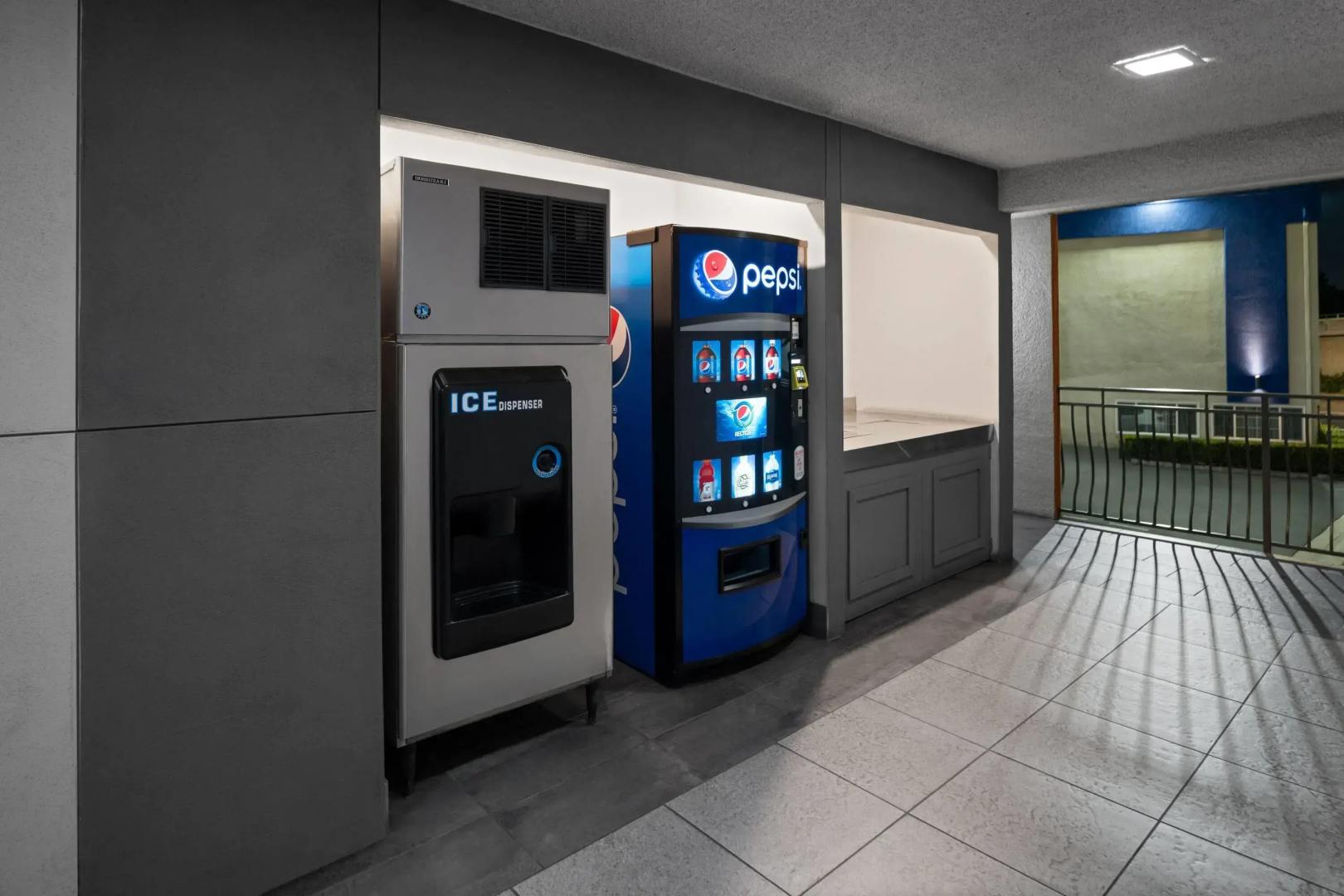 Travelodge Inn & Suites by Wyndham Anaheim on Disneyland Dr