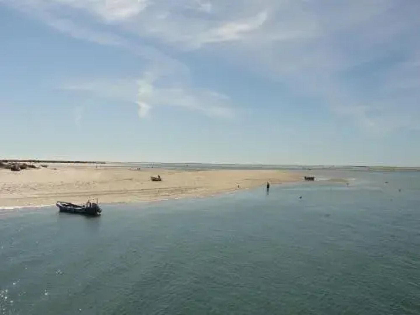 Lovely new House W/ Beatiful Garden