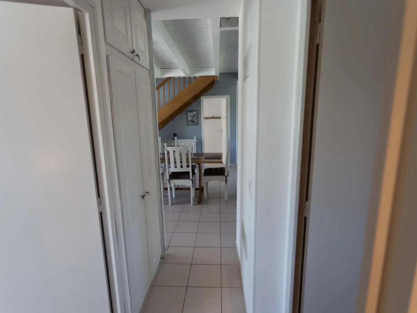 Spacious Villa, Plenty of Privacy, Private Swimming Pool Surrounded by Vineyards