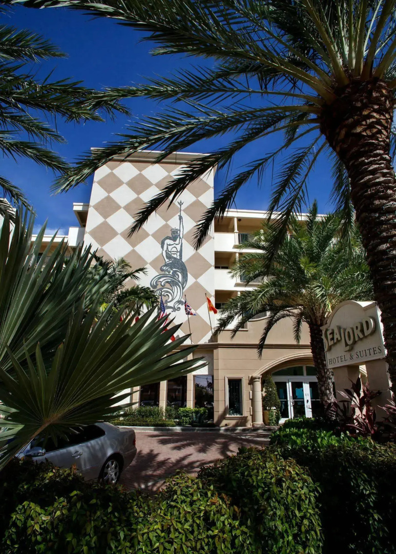 The Sea Lord Hotel & Suites (Adults Only)