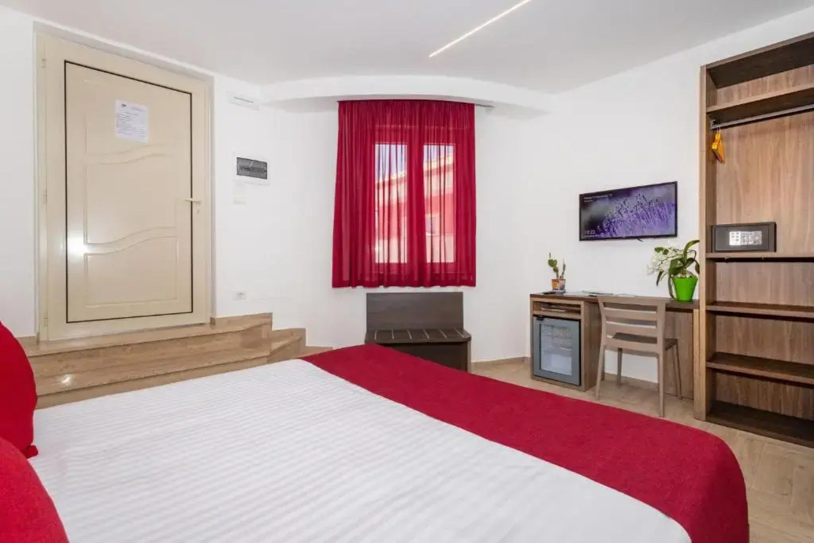 Dipladenia Garden Country House