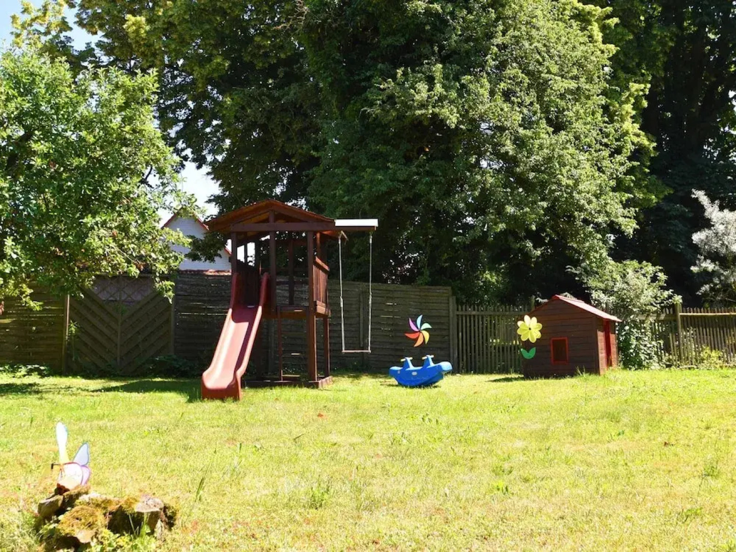 Sophisticated Holiday Home With Garden