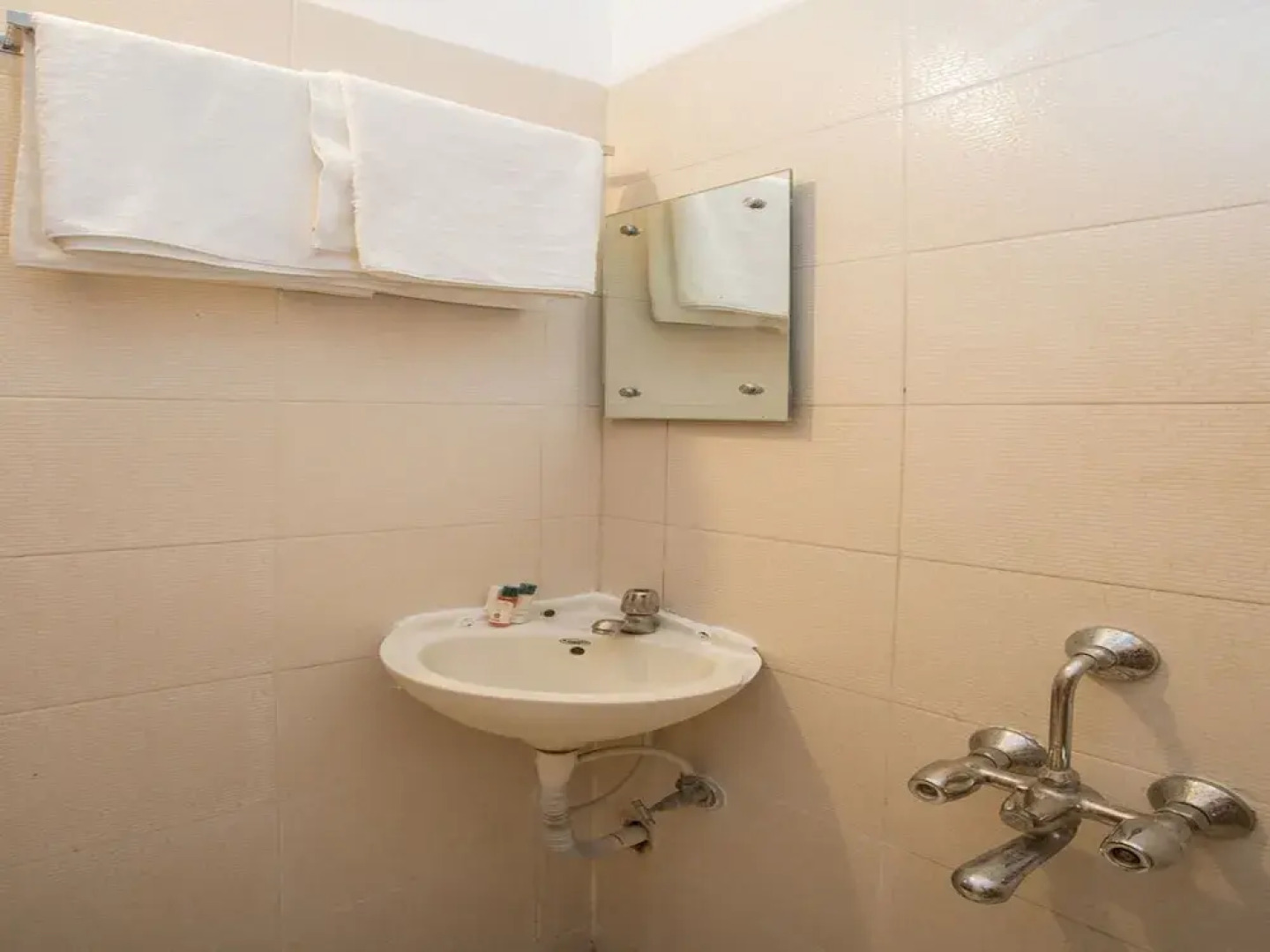 OYO 14522 Ganga Residency