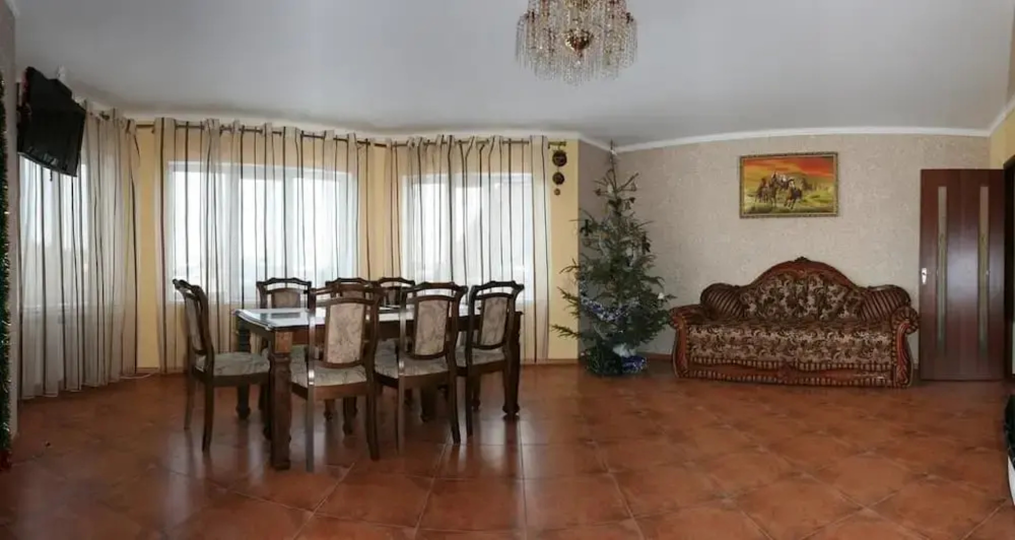 Villa Parliament Yablunytsya