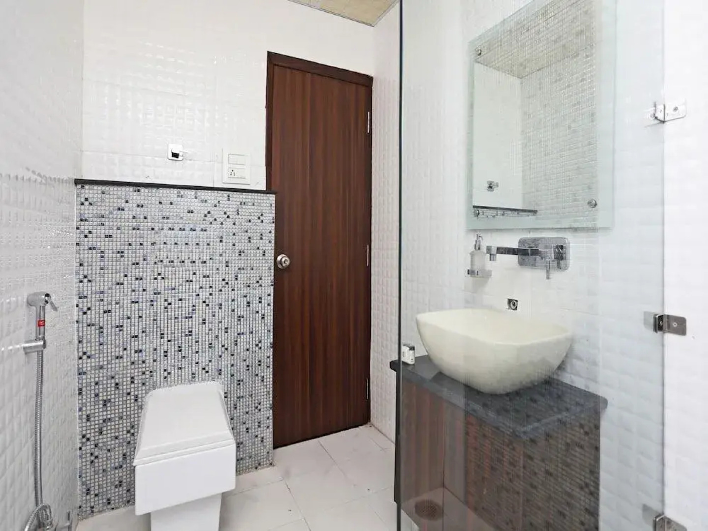 OYO 2616 Hotel Golden Sand