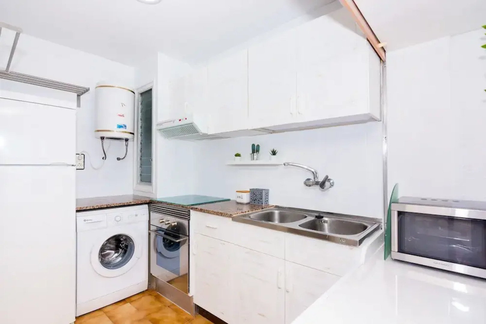 HomeHolidaysRentals Mariluz