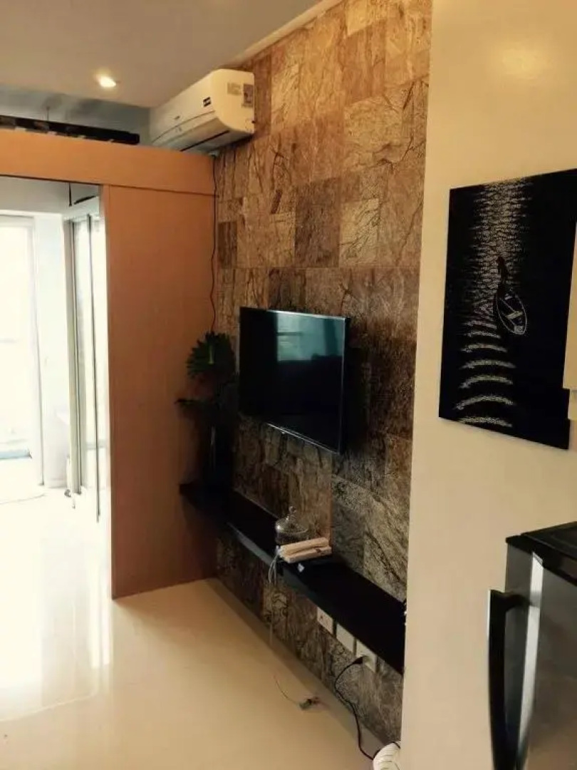 Son's Condo SMDC Wind Tagaytay