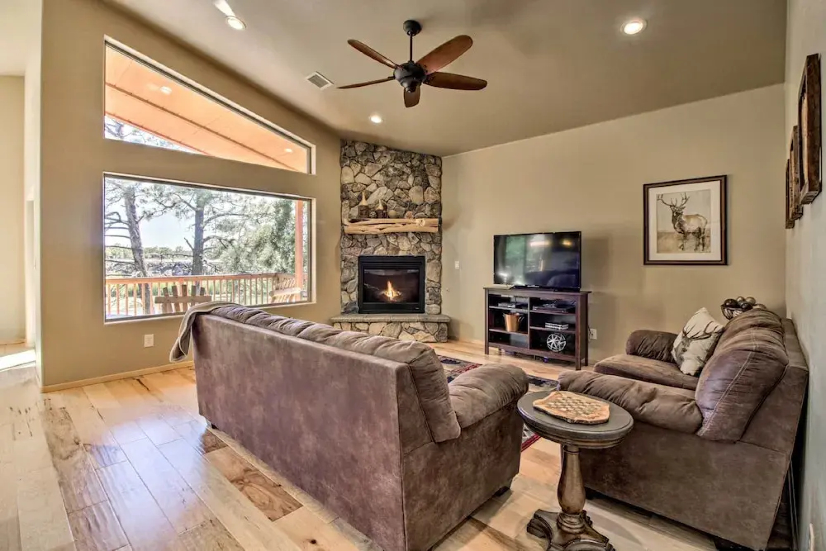 Waterfront Lakeside Home - 1 Block to Boat Ramp