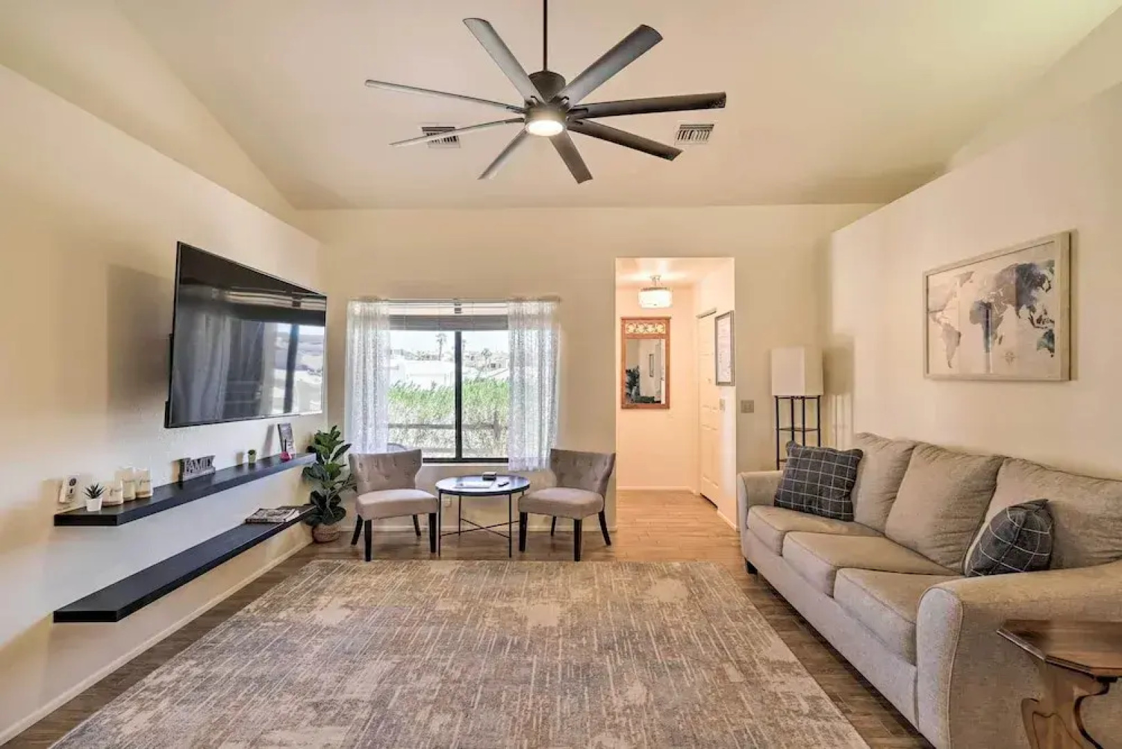 Game Room + Mtn Views: Lake Havasu Escape!