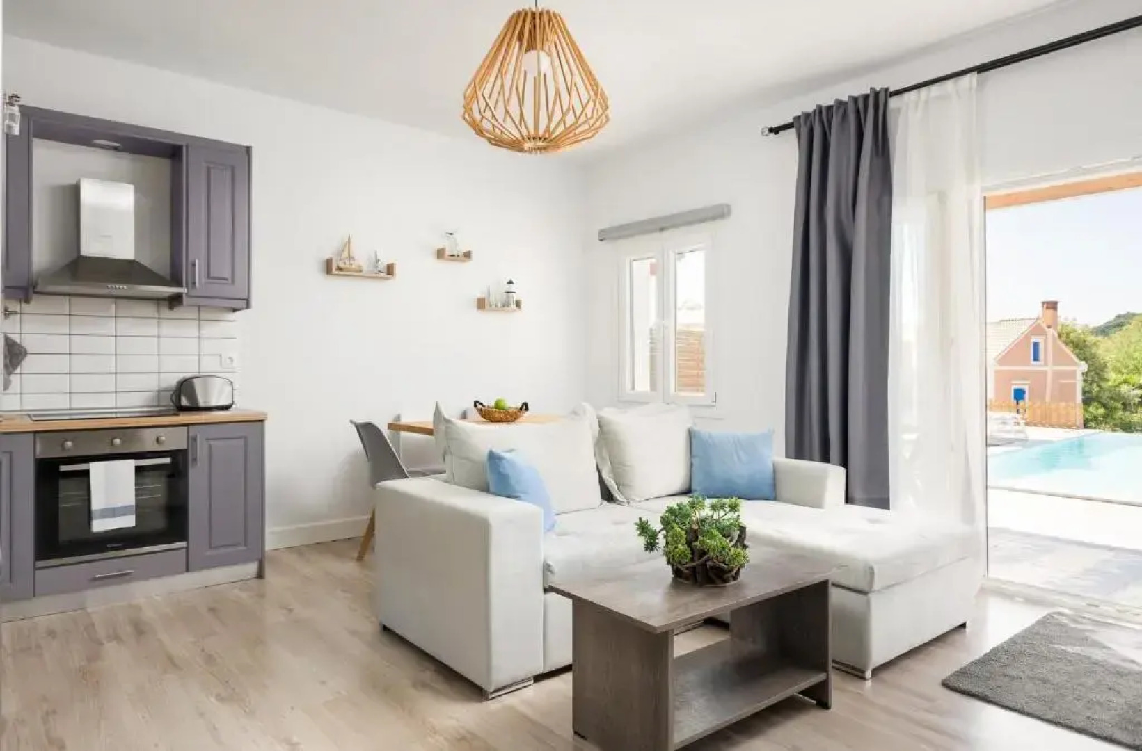 Reiki Villas & Apartments