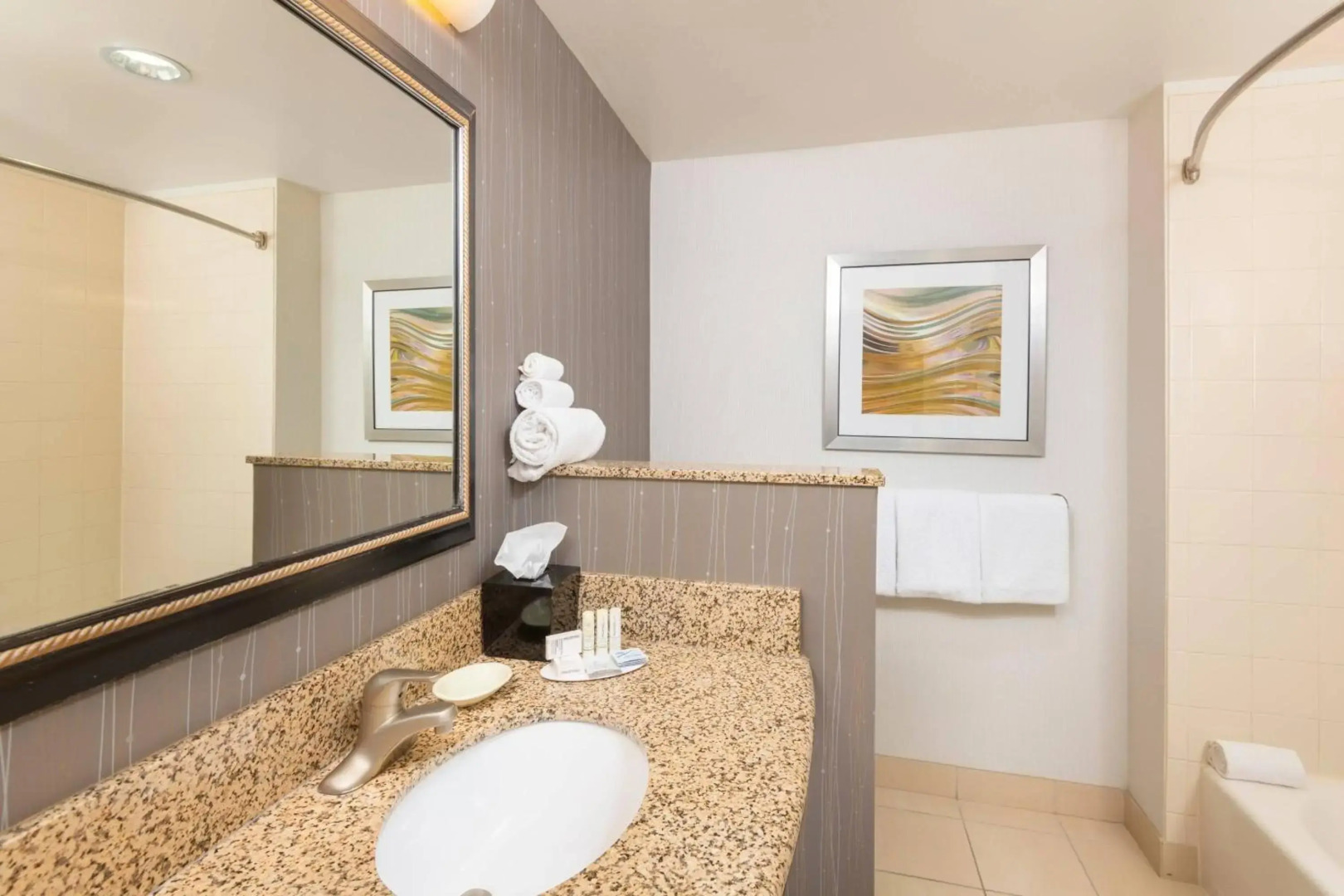 Courtyard by Marriott Phoenix North/Happy Valley