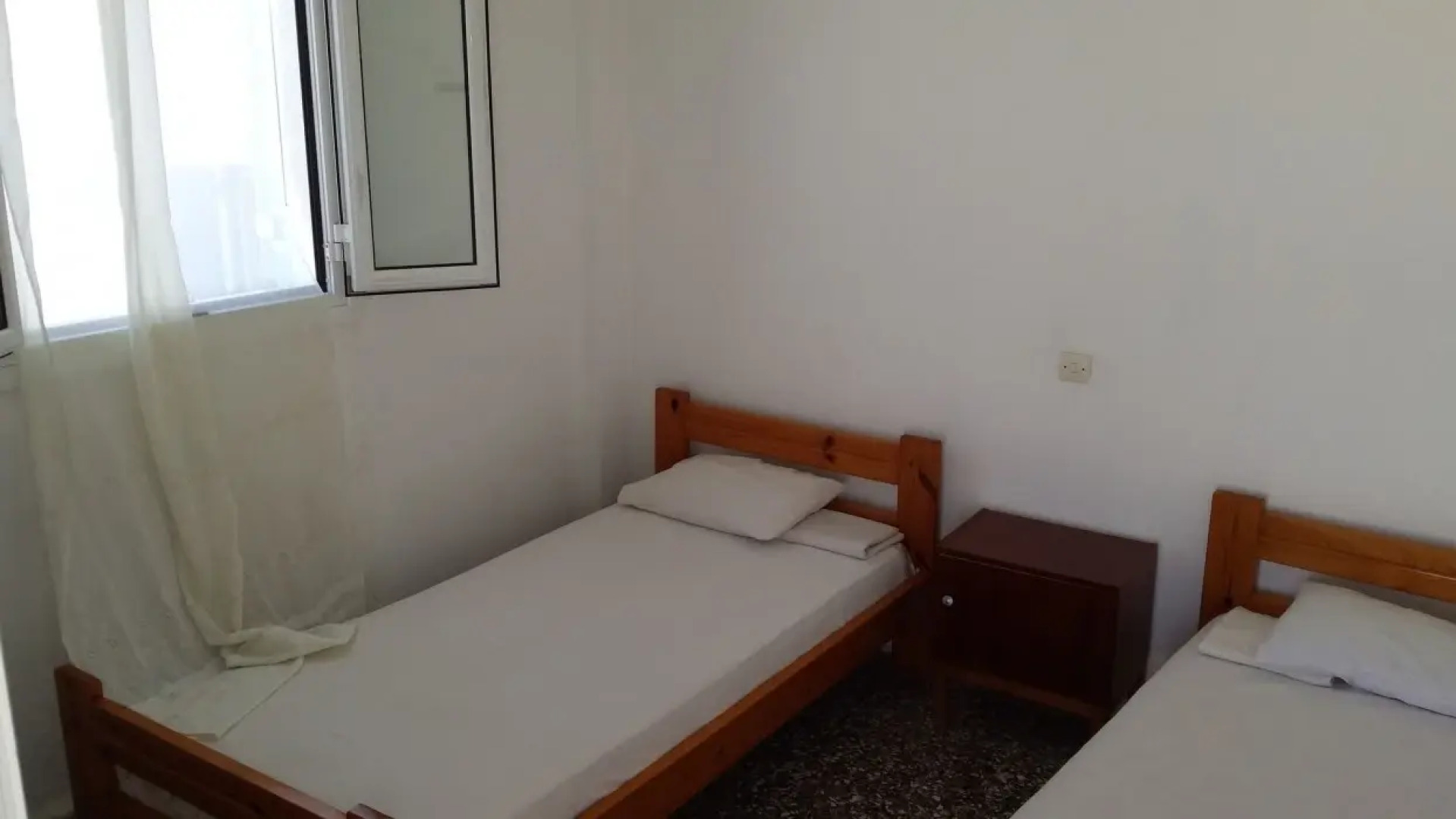 Grandma Vasiliki Rooms To Let