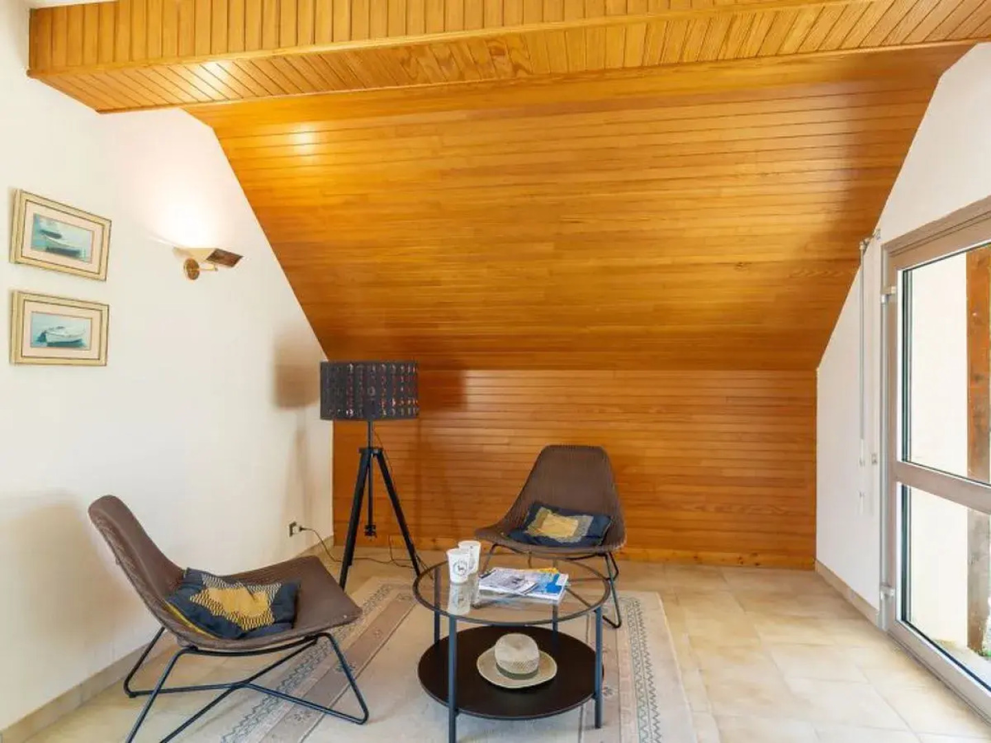 Cremiou Beach (KER215)