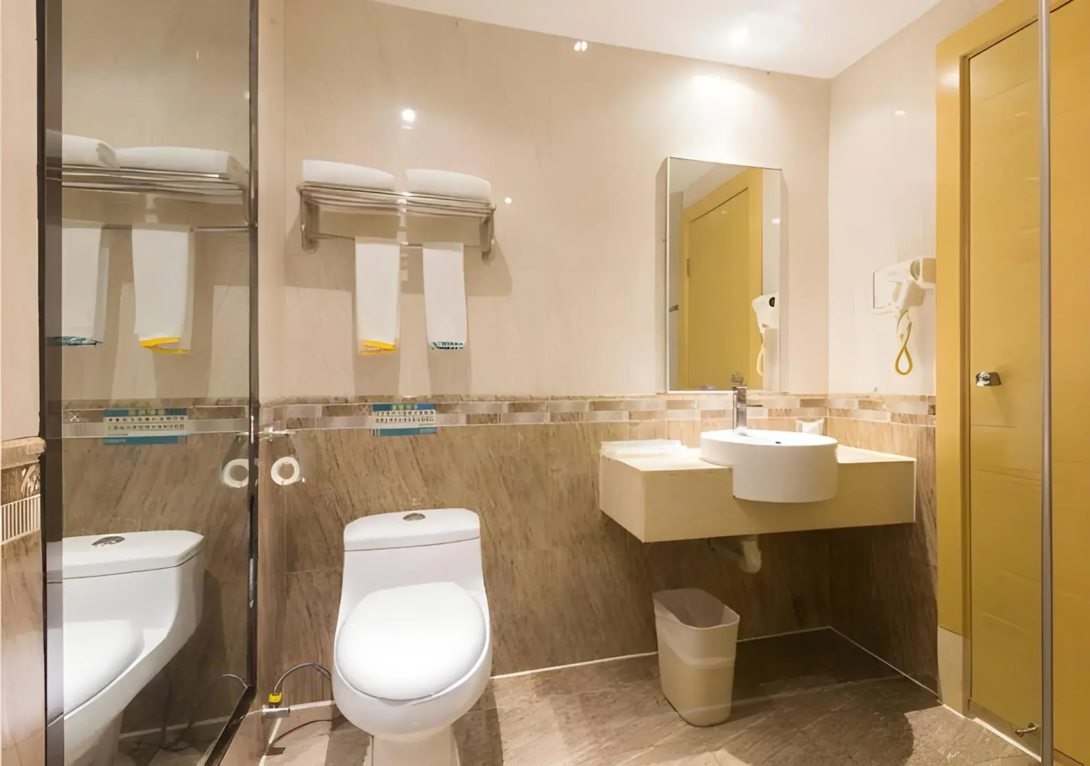 城市便捷酒店(珠海海滨泳场店)