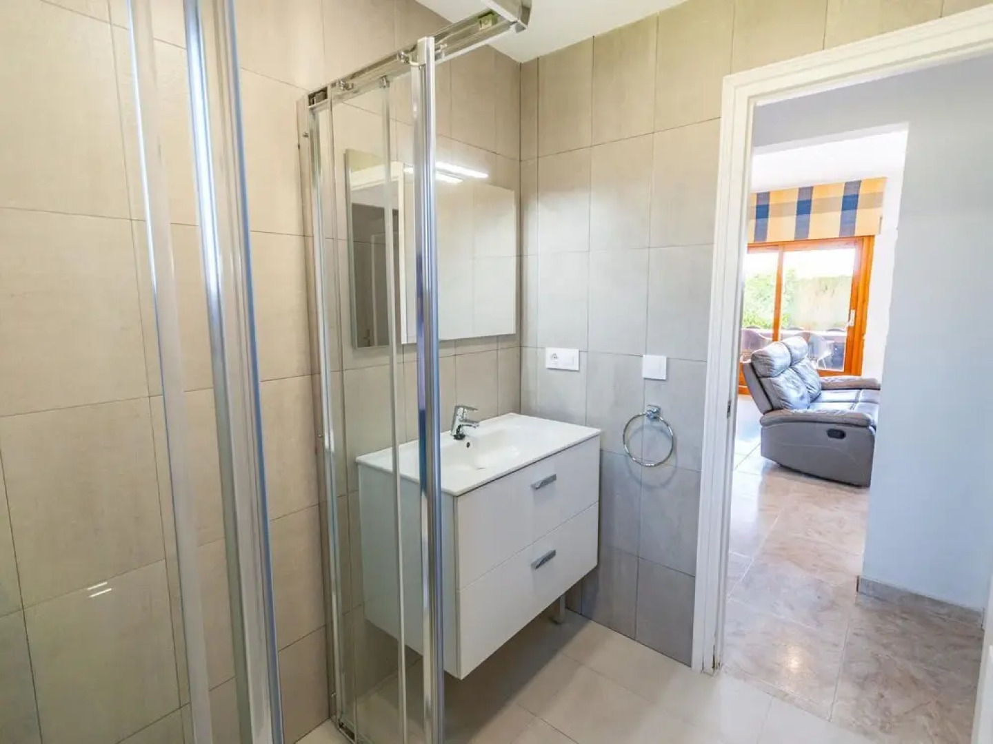 Luxurious Villa St Pere Pescador With Swimming Pool