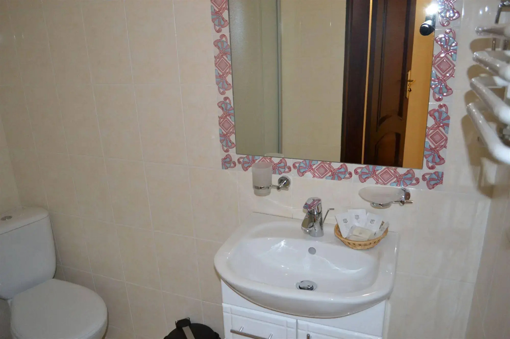 Отель «Леотель»