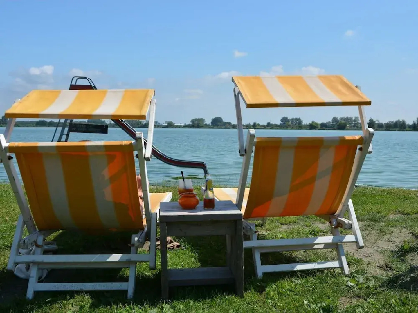 Cosy Holiday Home in Noordwijkerhout near Lake