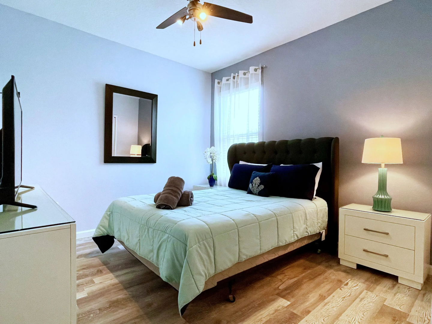 Huge10Bd Spa Gm Pool Solterra-5252OA, Davenport, US