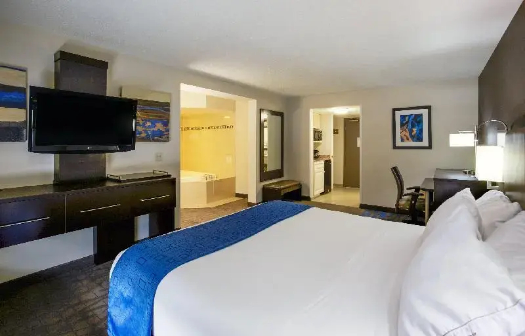 Holiday Inn Express Meadowlands Area