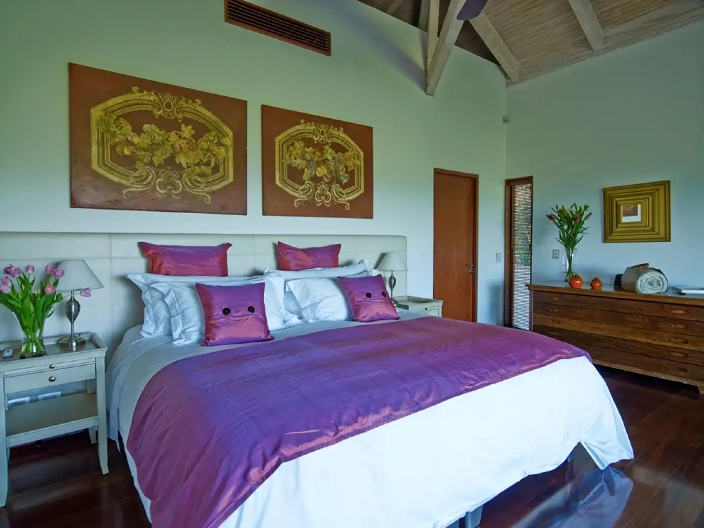 Clos Apalta Residence Relais & Chateaux