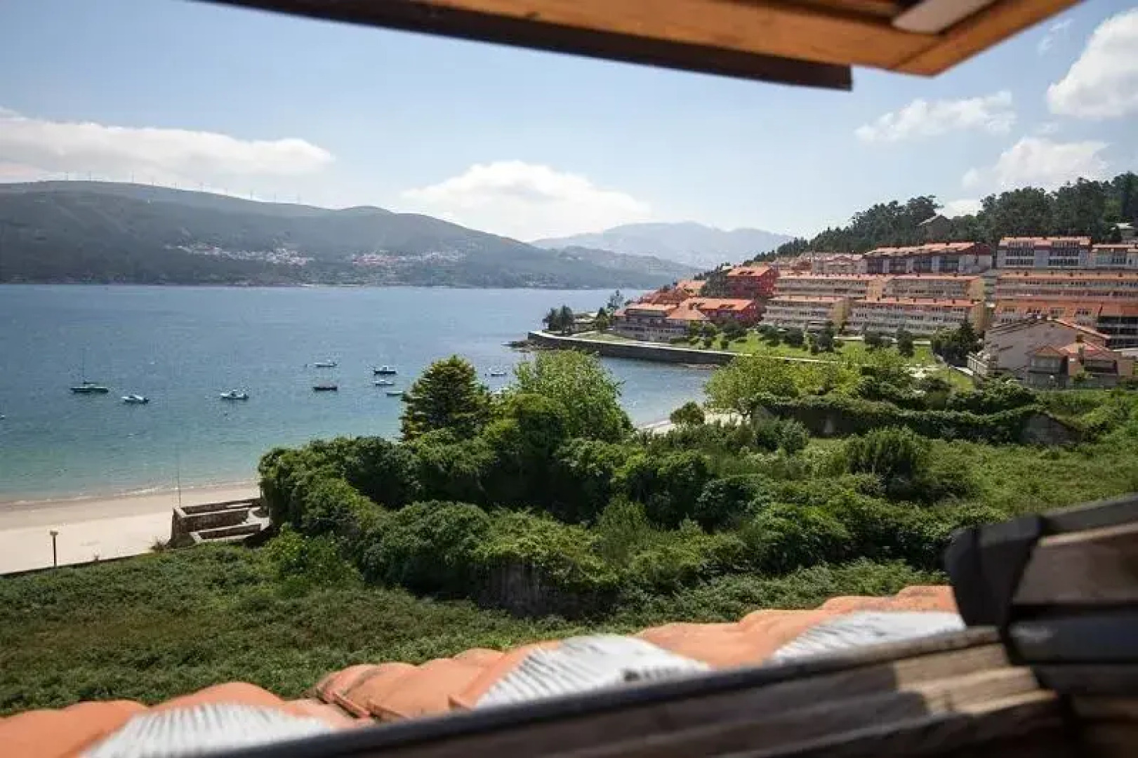 Apartment in Corcubion, a Coruna 102099