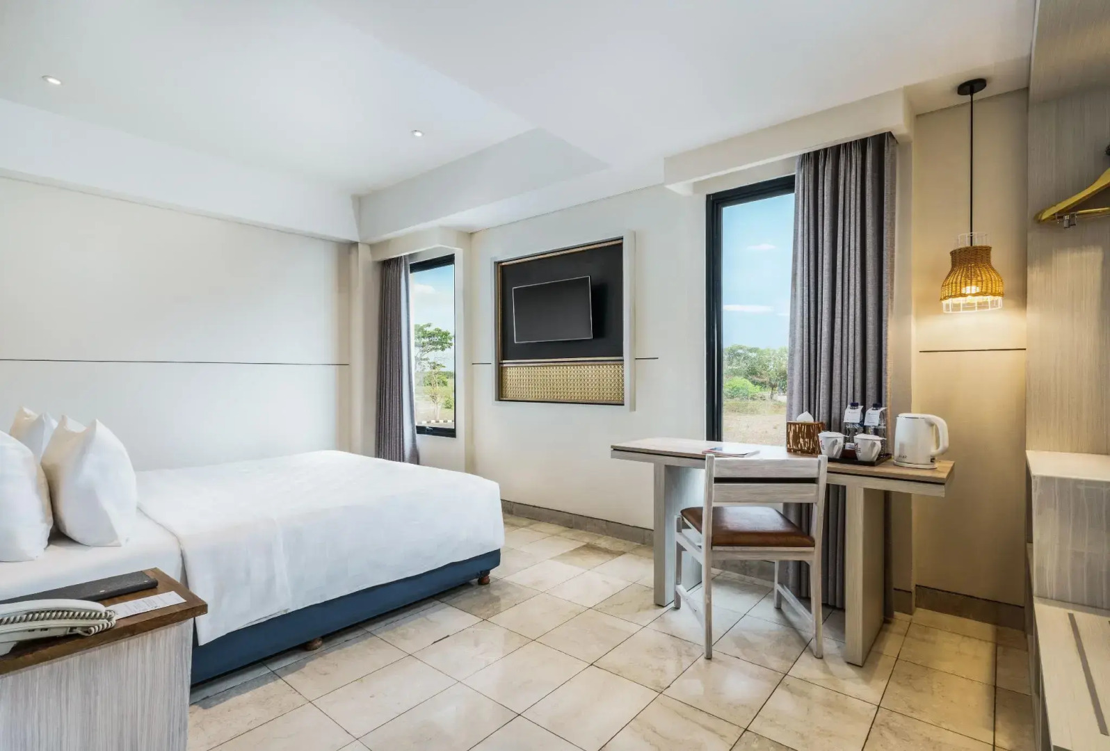 Swiss-Belcourt Lombok